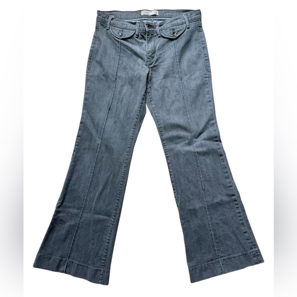 Old Navy Women's mid rise wide leg flare jeans gray size 12 Y2K casual denim - Picture 1 of 7